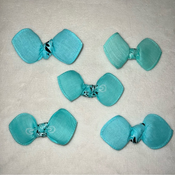 Teal Paisley Rockabilly Bandana Knotted Hair Bow - Picture 9 of 11